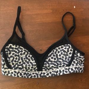 Lululemon bra